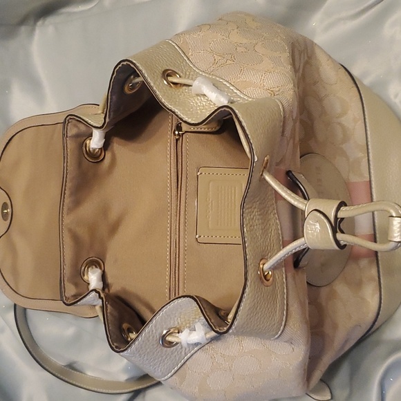 ** BNWT**Authentic Coach BackPack Bag - Picture 12 of 17